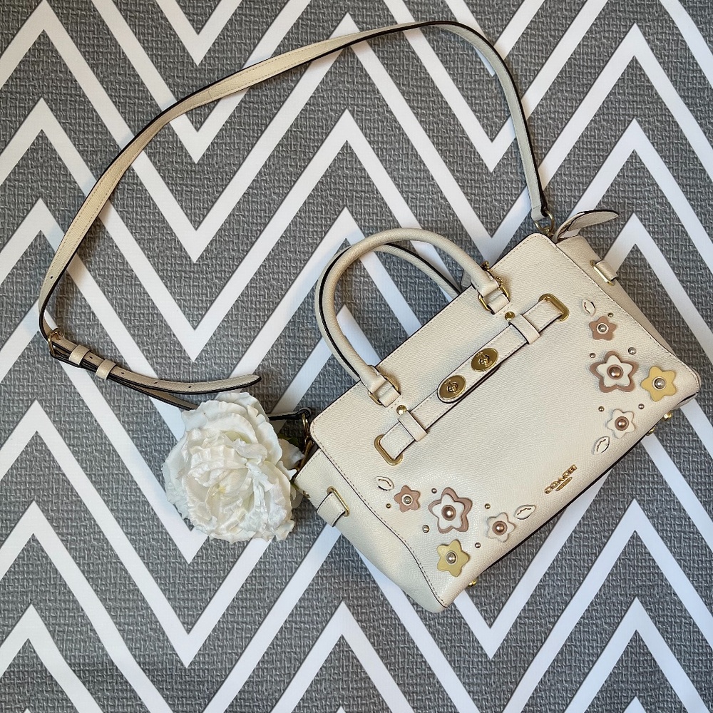 Coach F31195 Floral Appliqué Chalk Blake Carryall